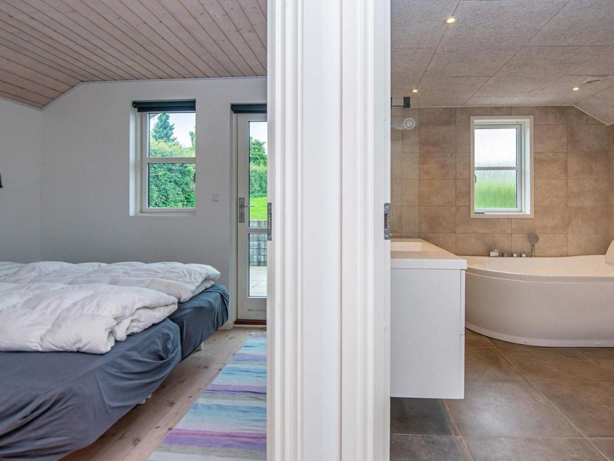 8 Person Holiday Home In Haderslev Kelstrup Strand Екстериор снимка